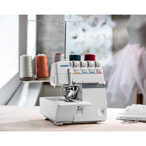 JUKI MO735 machine surjeteuse raseuse et recouvreuse familiale 2 ou 3 aig