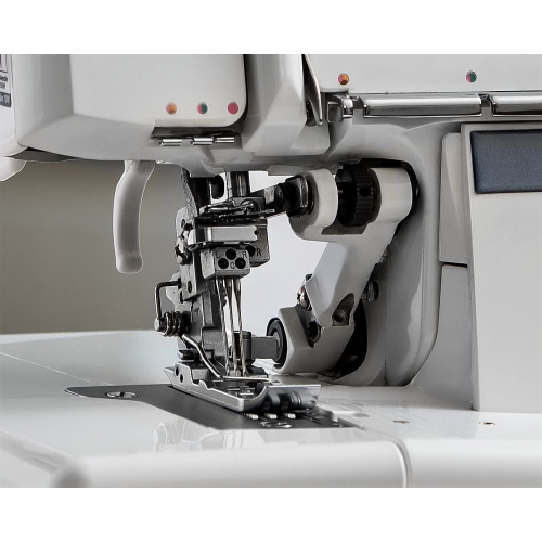 JUKI MO735 machine surjeteuse raseuse et recouvreuse familiale 2 ou 3 aig