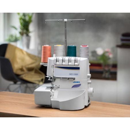 JUKI MO-1000 machine surjeteuse familiale