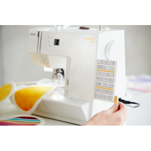PFAFF Passport 3.0 machines à coudre familiale avec 100 points de couture
