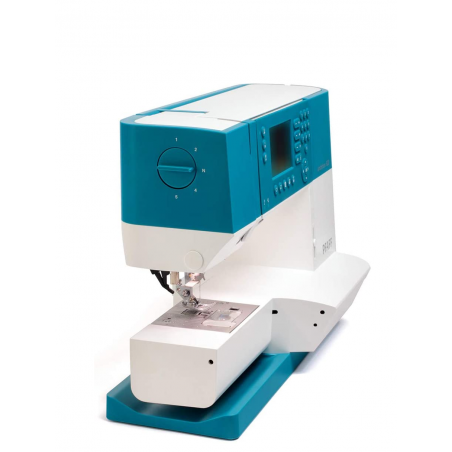 PFAFF AMBITION 620 machine à coudre avec 136 points de couture