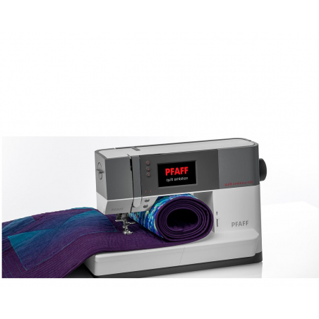 PFAFF AMBITION 630 machine à coudre avec 201 points de couture