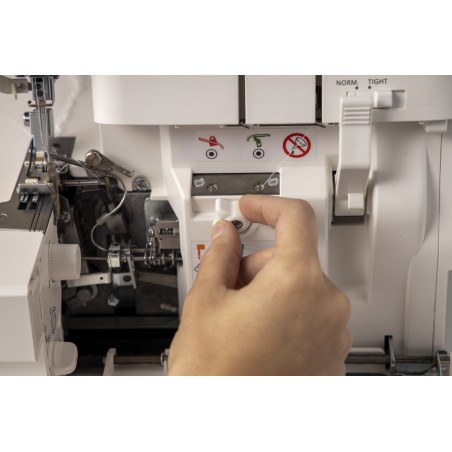 PFAFF Admire Air 5000 surjeteuse enfilage à air automatique