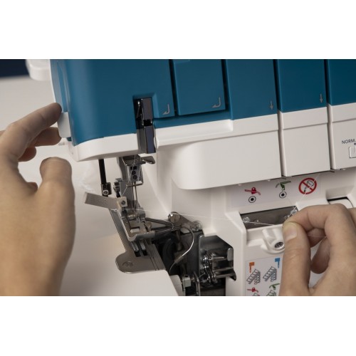 PFAFF Admire Air 5000 surjeteuse enfilage à air automatique