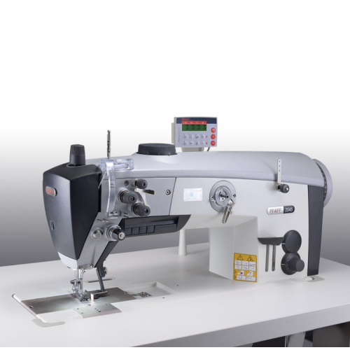 PFAFF 2545-G-041/000 BASIC Piqueuse Triple Entrainement Non coupe-fil