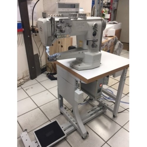 OMAC 669 EOS petit nez machine piqueuse triple entrainement à bras canon