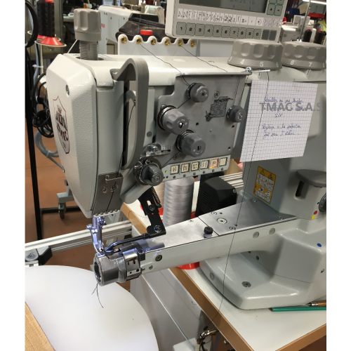 OMAC 669 EOS petit nez machine piqueuse triple entrainement à bras canon