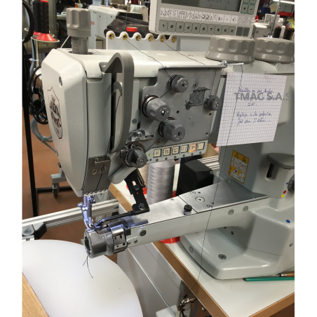 OMAC 669 EOS petit nez machine piqueuse triple entrainement à bras canon