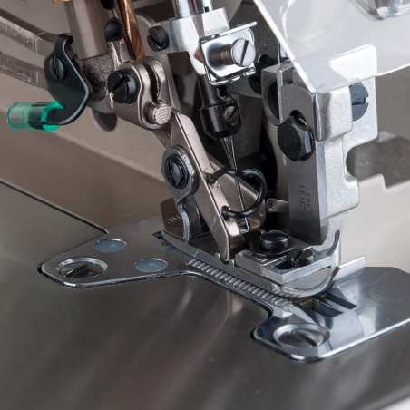 JUKI MO6704DA-0A4150 Surjeteuse industrielle à roulotté