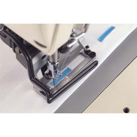 JUKI LBH-780 Boutonnière lingère point noué