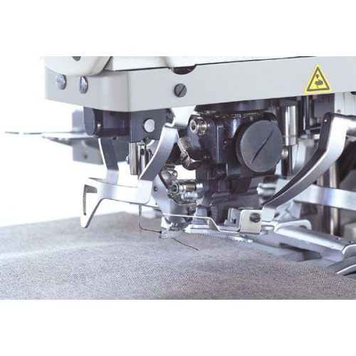 JUKI MEB-3200SS Machine Boutonnière à œillet