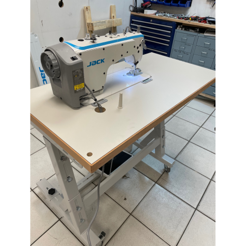JACK F4 Machine à coudre industrielle
