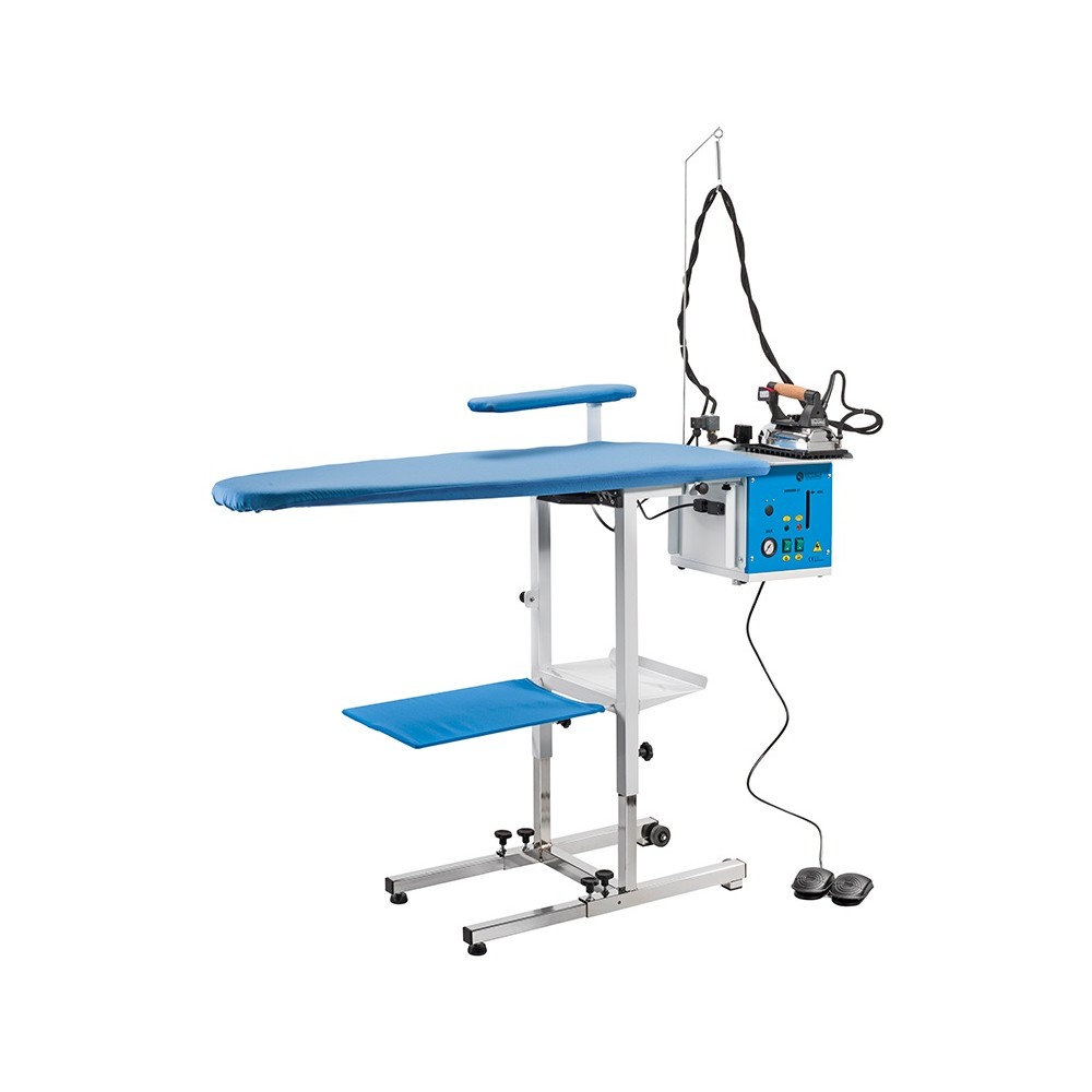 BATTISTELLA KER/5 table à repasser équipée avec chaudière 4,5 L