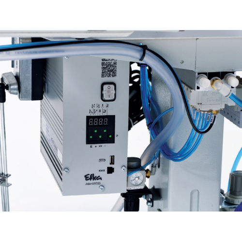 Machine automate pour l’ourlet des poches avant SIP-ITALY 8720-SPVFP