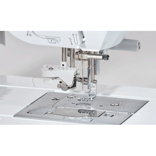 Brother Innov-is NV880E machine à Broder
