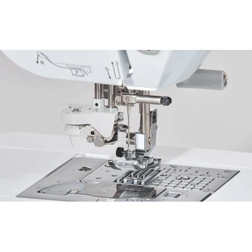 Brother Innov-is NV2700 Machine à coudre, à quilter et à broder