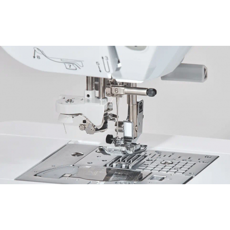 Brother Innov-is NV2700 Machine à coudre, à quilter et à broder