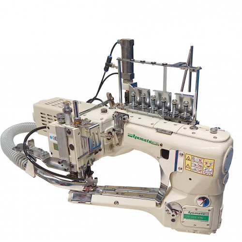 Machine FLATLOCK YAMATO FD62DRY-07MS-1 4 Aiguilles, coupe-fils 4200 points par minute. Servomoteur direc-drive Programmateur