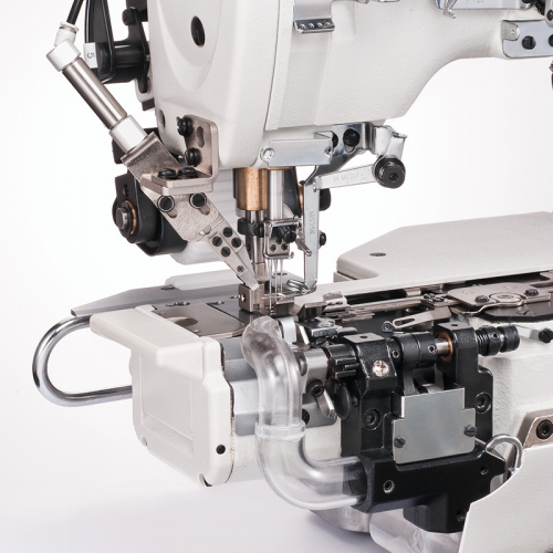 SIRUBA C007KP-W812A-356/CRL/UTP/DCKH1-1Machine à coudre RECOUVREMENT Siruba C007KD-W812A-356/CRL/UTP/CL/RL. Un interlok à cinq f