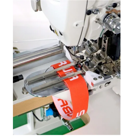 SIRUBA ASP-EBJ100 est une machine automatique d'assemblage de bandes élastiques plat dans des circuits fermés