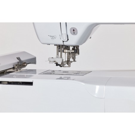 Brother Innov-is F540E Machine à Broder