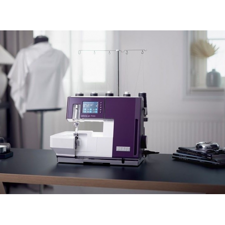 Pfaff Admire Air 7000 Surjeteuse à enfilage pneumatique