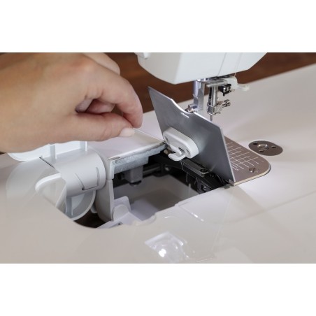 Piqueuse semi-professionnelle Brother PQ1600S