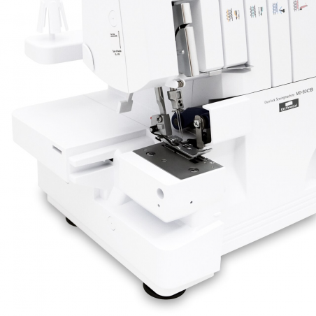 JUKI MO-80CB machine surjeteuse familiale avec boîte à déchets